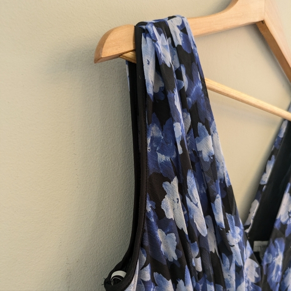 Monique Lhuillier Melanie Blue Floral Maxi Dress Size 4 - Picture 6 of 6